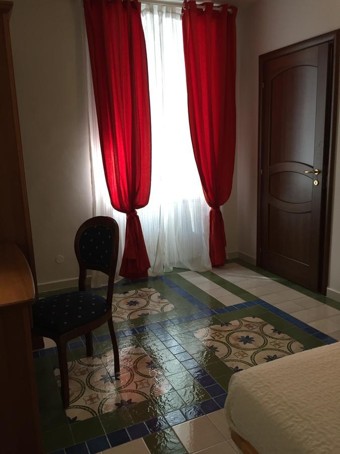 Via Roma 205 Bed and Breakfast Rionero in Vulture Buitenkant foto