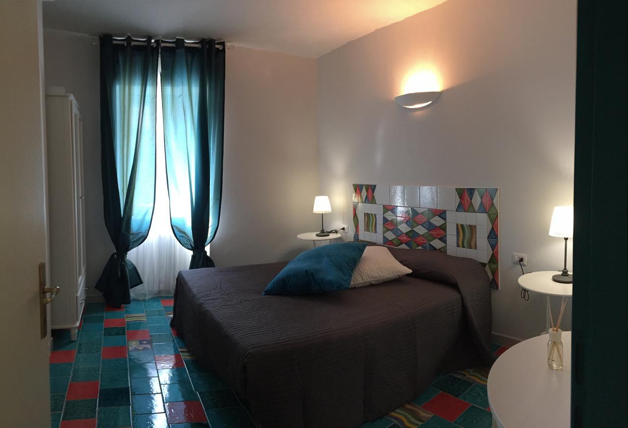 Via Roma 205 Bed and Breakfast Rionero in Vulture Buitenkant foto